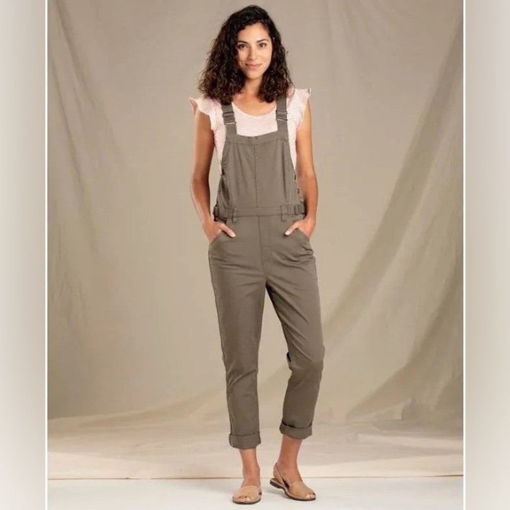 Toad & Co Touchstone Overalls Falcon Briwn Vintage Wash size M